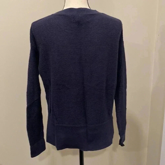 Loft Sweater - Picture 4 of 7